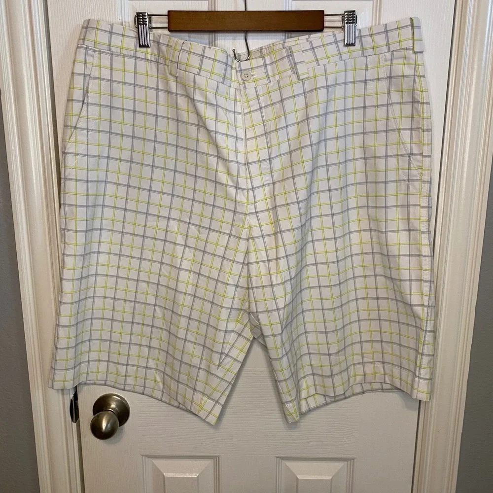 Nike Golf Shorts Men's 40 Plaid White Grey Lime Yellow Flat Front Stretch Pocket